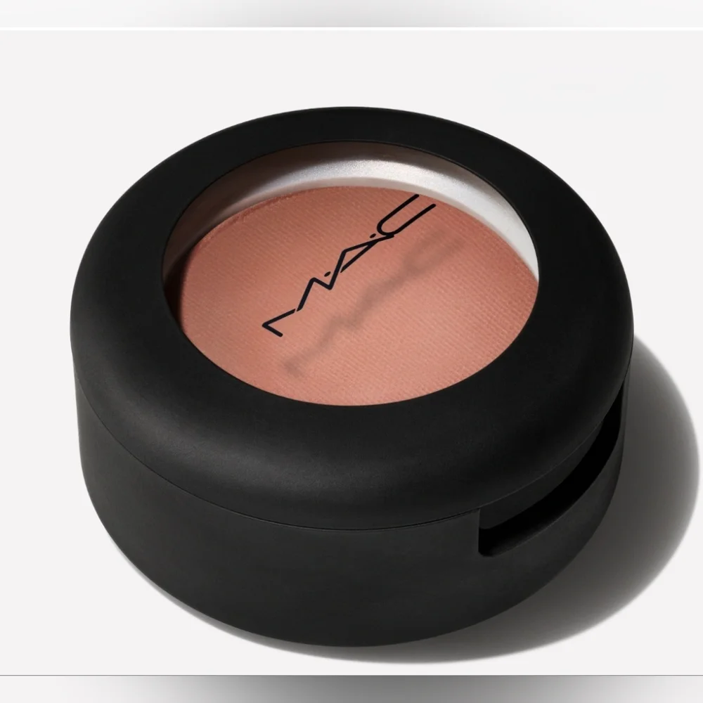Mac Powderkiss Eyeshadow What Clout! Light Cognac Brand New in Box Authentic